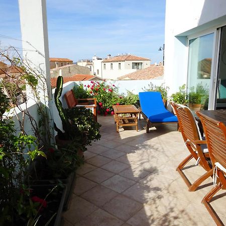 White - San Pantaleo Apartment Exterior photo