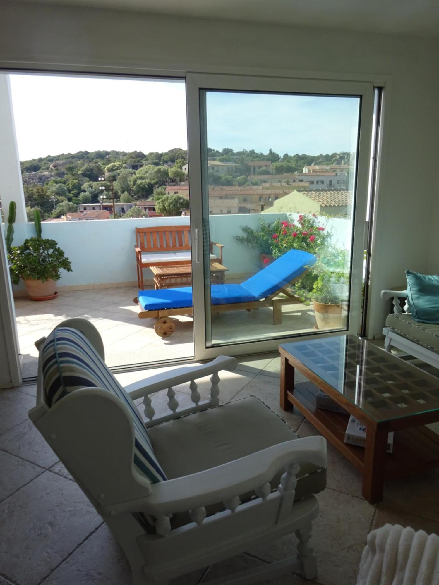 White - San Pantaleo Apartment Exterior photo